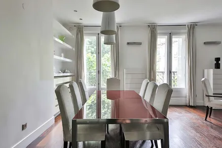 200 SQM HAUSSMANNIAN LUXURY CHAMPS ELYSEES