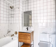 Gold Street Apartment