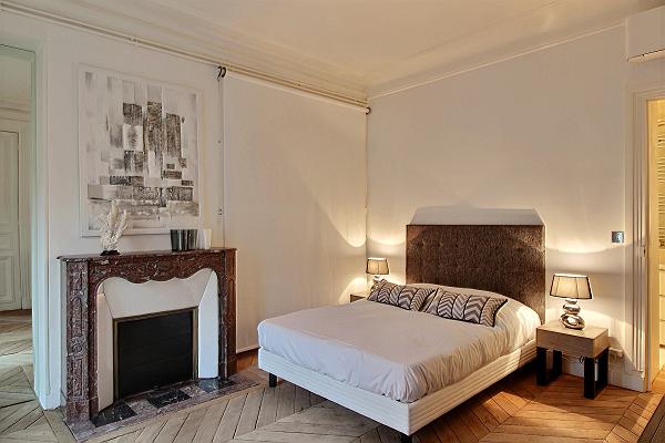 210M2 PALAIS ROYAL RESIDENCE
