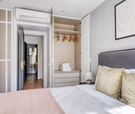 Castelo Serviced Apartments