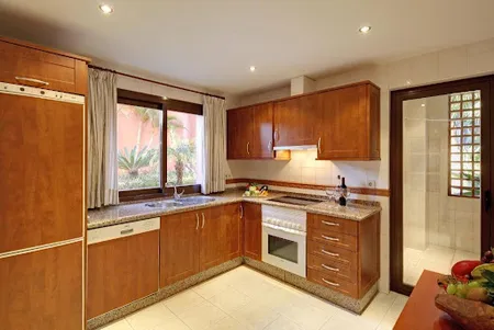 Alzambra Luxury Apartment