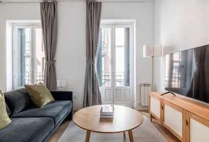 Castillo  Serviced Apartment