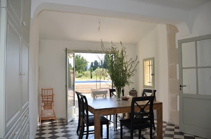 A Cozy Luxury Villa in Eygalieres