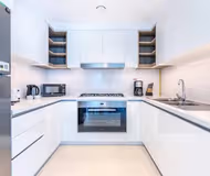 Elegant 3 BR In Downtown Dubai