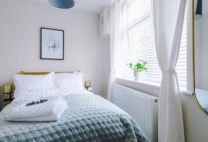 1BR Designer apartment for City Breaks in Chester.