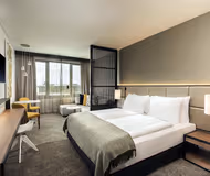 Master bedroom at Frankfurt Westend, Germany