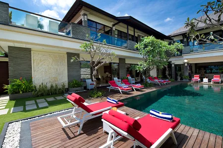 A Luxury Villa on Batubelig Beach