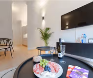 Chau. De Waterloo Serviced apartment