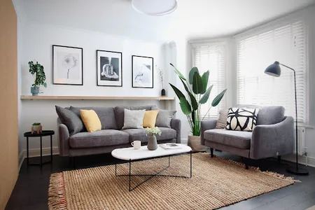 Cosy living area in Westbourne Park Residence
