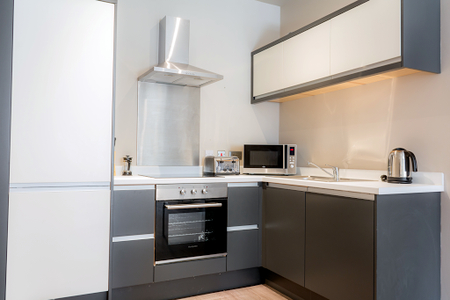 Impeccable kitchen in Water Street Serviced Apartments, Liverpool