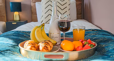 Petworth House - Close to CMK - Parking & Garden