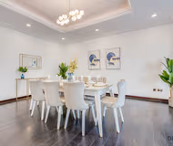 Upscale 6 Bedrooms Villa