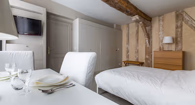 Bretonnerie Serviced Apartment