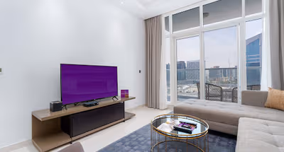 Two Bedroom Refreshing Canal View In Business Bay