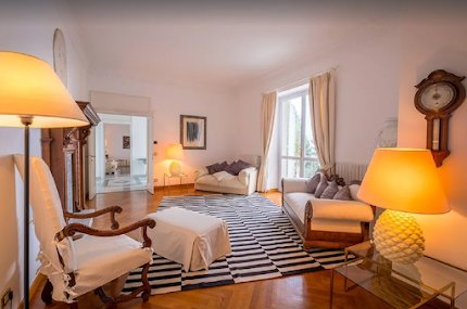 ALL-ENCOMPASSING LUXURY 600M2 VILLA WITH MAGICAL EXQUISITE VIEWS OF LAKEMAGGIORE