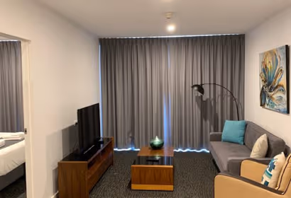 King William Street Serviced Apartment