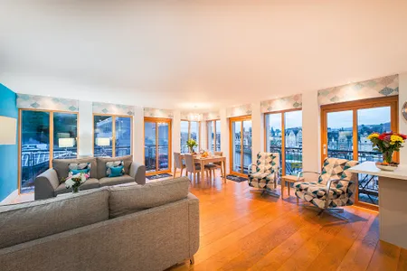 Highland Apartment