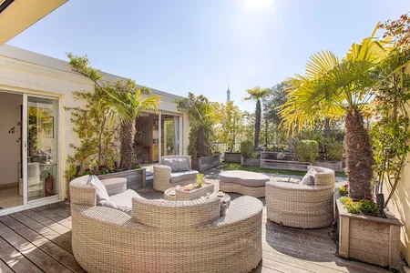 INDULGENCE!PenthouseTrocadero-100M2 rooftop terrace,lounge seating&Eiffel Vistas