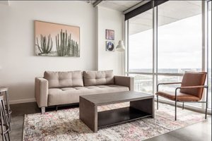 West 3rd Street Serviced Apartment