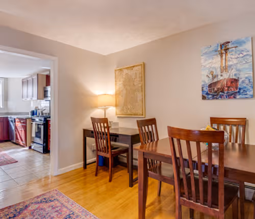 Battery Street Apartment