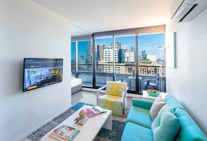 Flinders Street Apartment