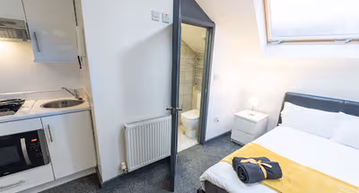 Cosy bed at 100 Dale road studio