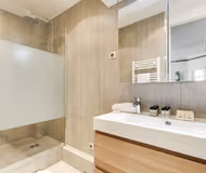 TEMPLE, RAMBUTEAU – FRANCS BOURGEOIS,CLOSE TO LOUVRE