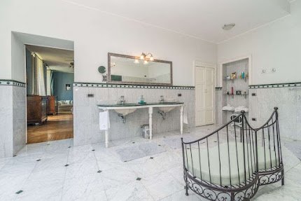 LAKE COMO HISTORIC LUXURY VILLA- 1200M2 OF PURE SPLEDOUR