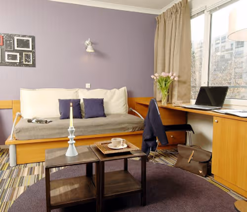 Living area at Porte de Versailles Serviced Apartment, Champs Elysees