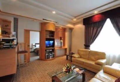 Al Juffair Street Serviced Apartment