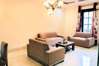 3 Bedroom Accommodation in Defence Colony