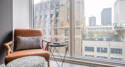 Spacious living area at West Randolph St. #1807 Serviced Apartment, The Loop