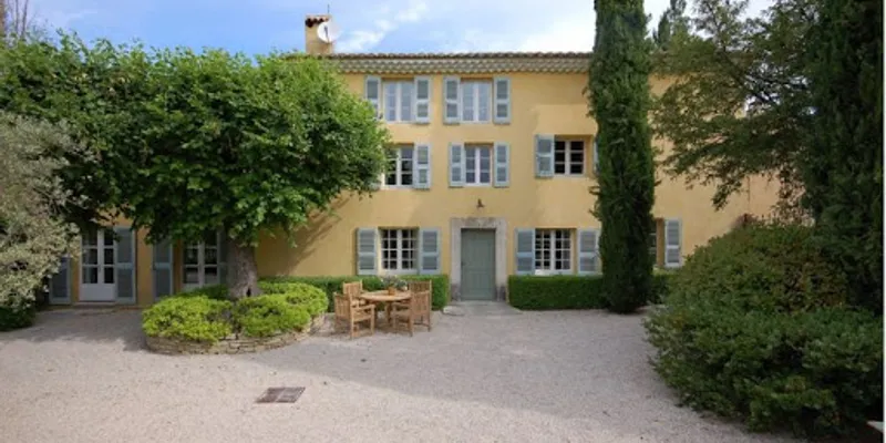 Luxury Villa in the Village of Pernes les Fontaines