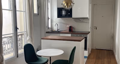 Dining area at WR - Rodier