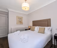 10 Curzon Street Apartment