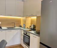 100 ulitsa Serviced Apartment