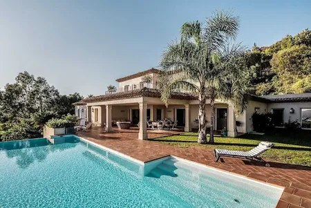 STUNNING VILLA IN GRIMAUD PANORAMIC SEAVIEWS