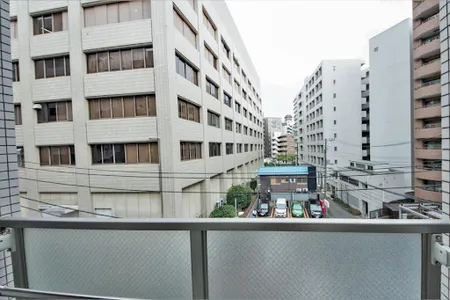 Kitasaiwai Nishi-ku Studio Apartments