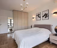 100M2 TOP FLOOR TRIANGLE D'OR AVENUE MONTAIGNE