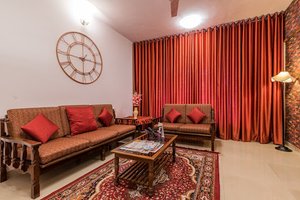 Akurli Road Serviced Apartments