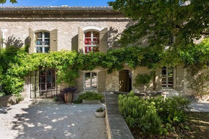 St Remy Provencal Villa With Mediterranean Essences