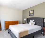 Clarington Ave # 3537