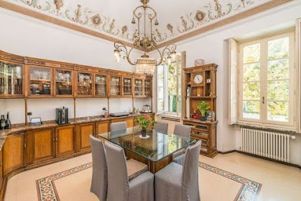 LAKE COMO HISTORIC LUXURY VILLA- 1200M2 OF PURE SPLEDOUR
