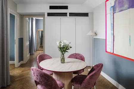 Flow Rooms & Apartments