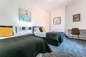 Spacious 3 Bedroom (Leigh)