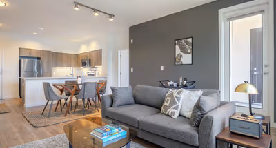 E El Camino Real #212