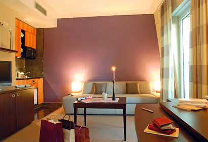 Exclusive Boulevard Hassmann -Champs Elysees