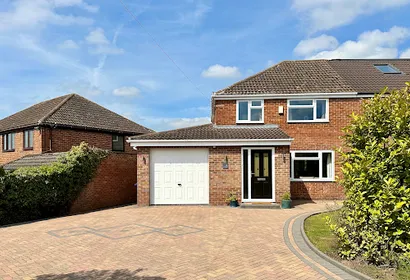 Elm Grove, Kidlington