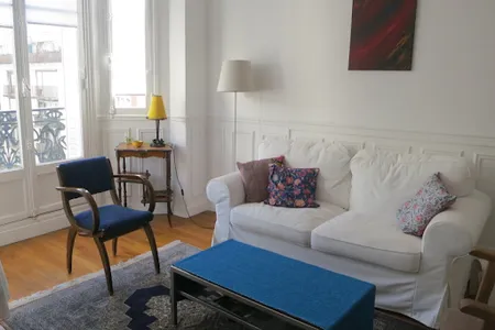 RUE MATHURIN RÉGNIER SERVICED APARTMENT