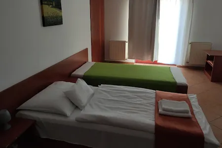 Szent Kristóf Apartmanhotel
